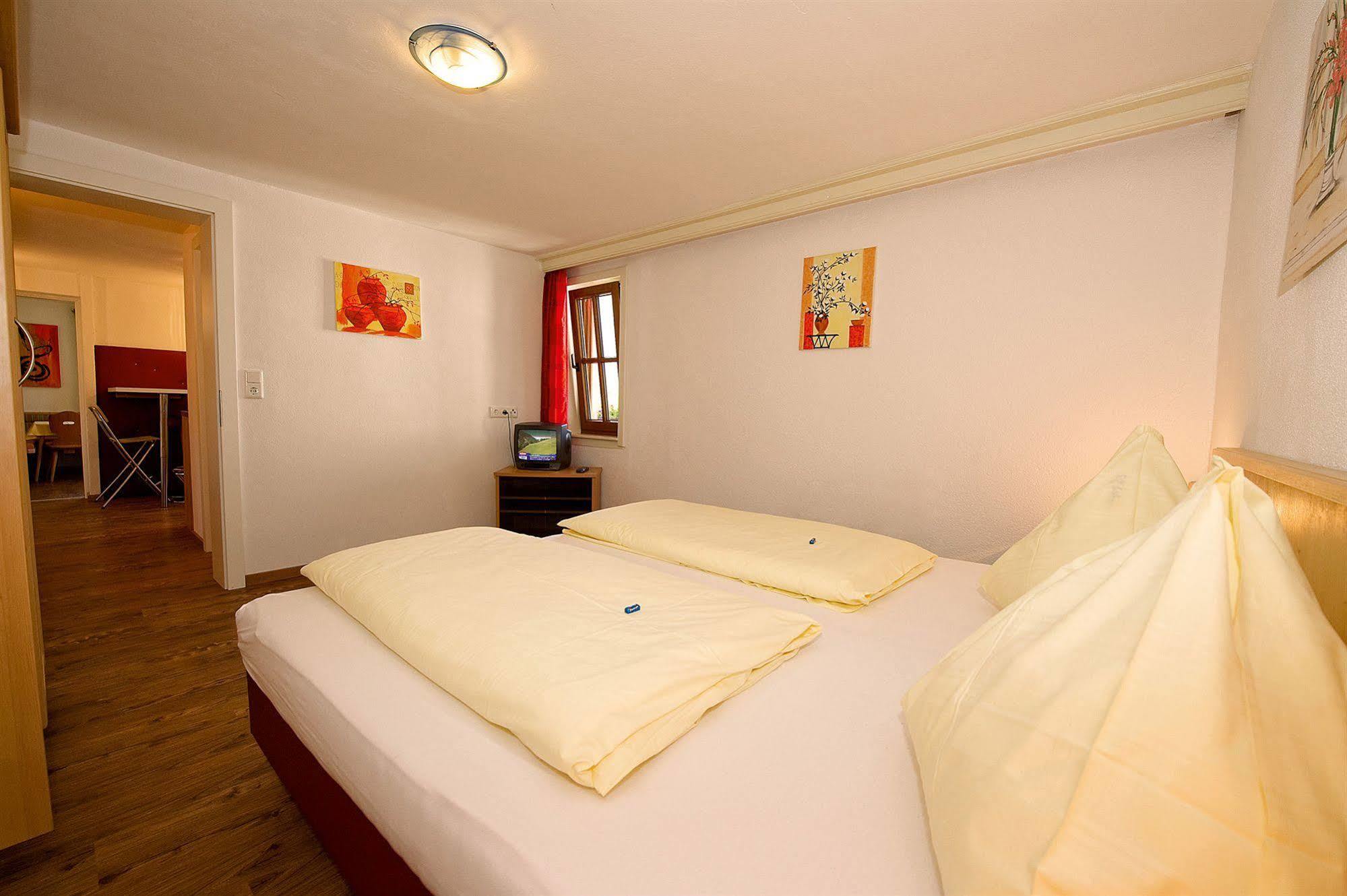 Bed & Breakfast Landhaus Strasser Söll Eksteriør billede